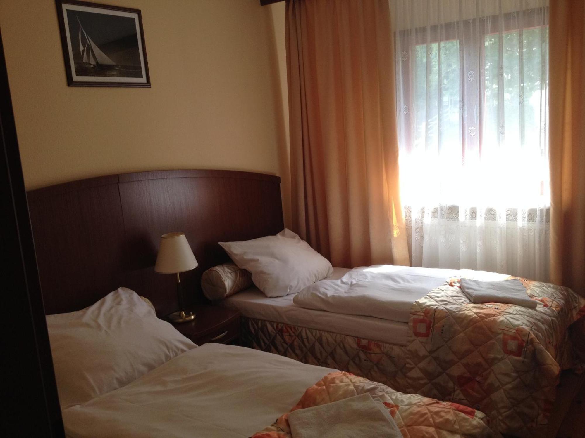 Hotel Camping Malta Poznan Room photo