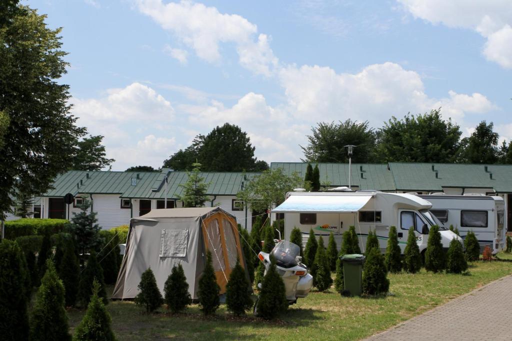 Hotel Camping Malta Poznan Exterior photo